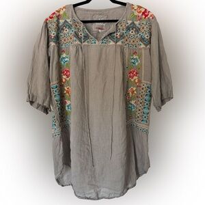 Johnny Was Gray Floral Embroidered Tunic